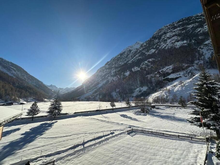 Panorama Apartment For 4 Near Zermatt تاش المظهر الخارجي الصورة